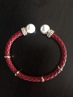 Браслет красный кожаный (новый)