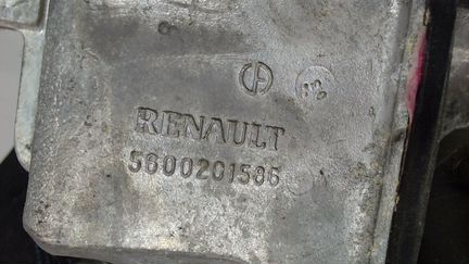 Педаль Renault Magnum, 2003