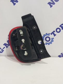 Фонарь задний правый Nissan March 2015 г