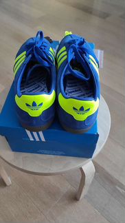Кроссовки Adidas Whalley spzl
