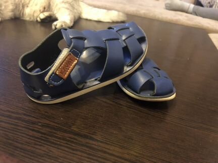 Сандалии kavat