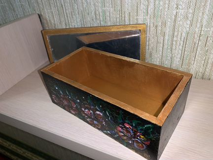 Ручная работа (роспись шкатулок)