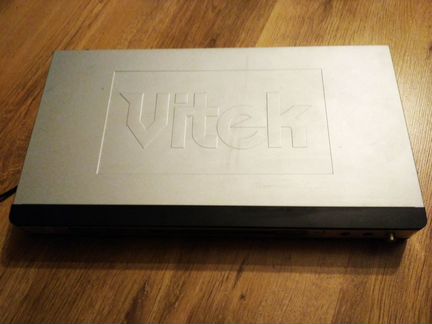 Vitek VT-4074 SR DVD плеер