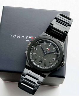Часы Tommy Hilfiger