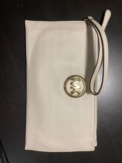 Оригинальный клатч Michael Kors молочного цвета