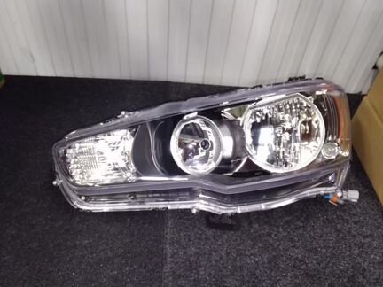 Mitsubishi Lancer 10 X фара левая