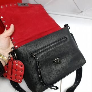 Новая сумка Valentino Garavani Rockstud черная