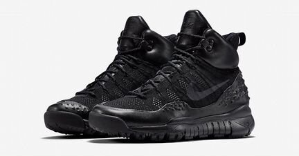 Nike lupinek flyknit 862512 001 Sz us 6-9W