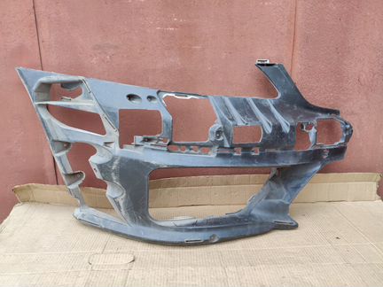 Кронштейн Mercedes W221 S221 бампера правый