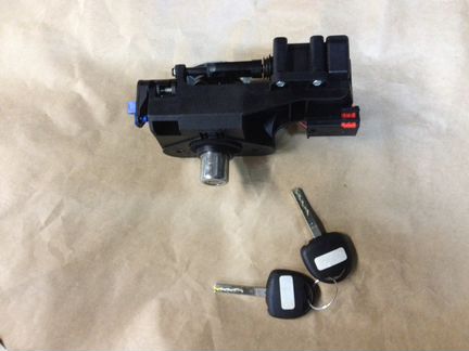 Кнопка крышки багажника Opel Corsa-C 93179314
