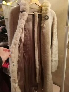 Шуба мутоновая с капюшоном