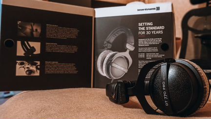 Наушники Beyerdynamic DT 770 PRO 250 Ohm