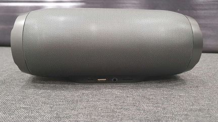 Портативная акустика с радио