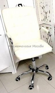 Маникюрный стул