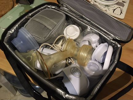 Молокоотсос Avent электрический деловая мама