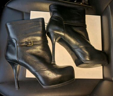 Ботильоны на меху Yves Saint Laurent р.38 оригинал