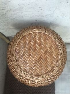 Стулья барные из ротанга