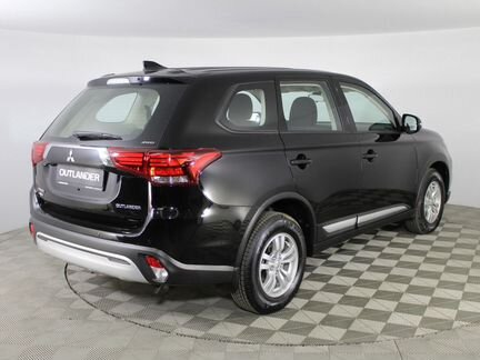 Mitsubishi Outlander 2.0 CVT, 2020