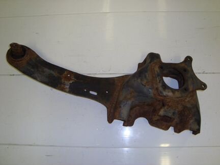 Рычаг задний продольный задний левый Ford Focus 2