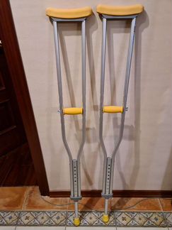 Костыли подмышечные