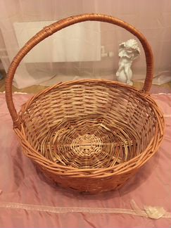 Корзина плетеная