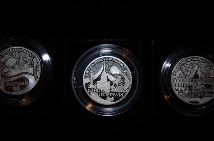 Набор серебряных медалей 