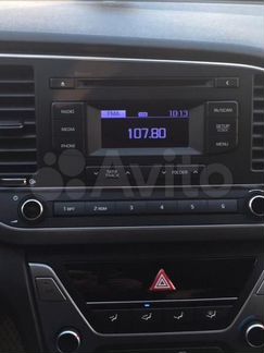 Штатная магнитола от Hyundai Elantra 2017