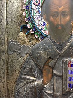 Антикварная икона в серебряном окладе