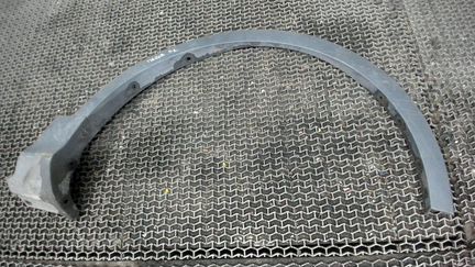 Молдинг (накладка кузовная), Крыла правое переднее