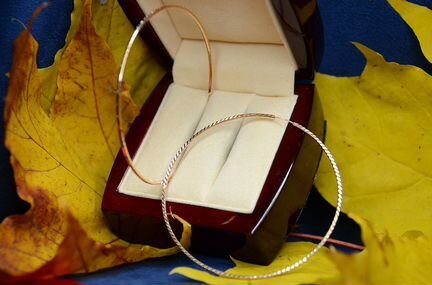 Золотые серьги