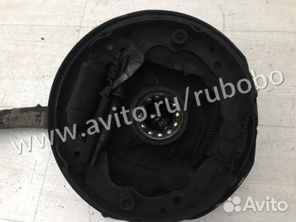 Кулак задний левый Mitsubishi Galant 8 USA 4G64