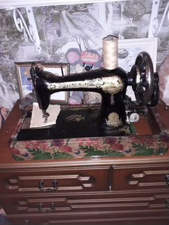 Швейная машина Singer