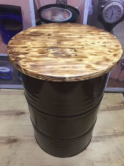 Столик из бочки