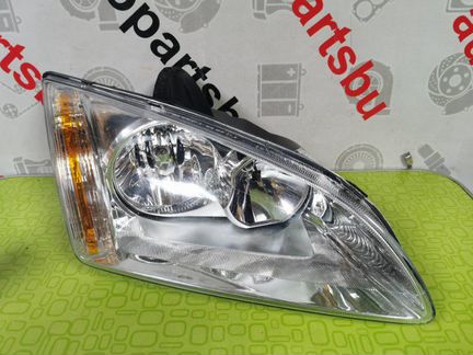 Фара правая Ford Focus 2 2005-2008