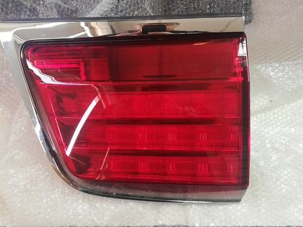 Фонарь задний левый внутренний lexus LX570