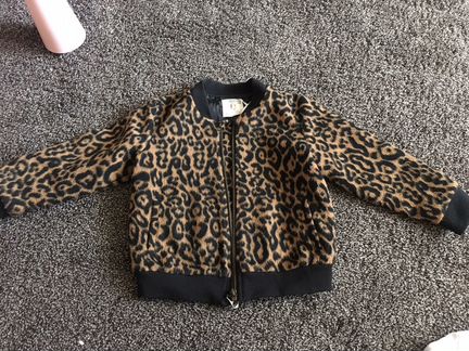 Стильная куртка zara