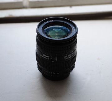 Nikon AF 24-50/3.5-4.5 полный кадр без искажений