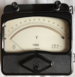 Вольтметр лабораторный М252, 1962 г. СССР