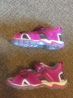 Новые сандалии Bartek р.31 (19,2 см по стельке)