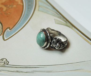 Серебряный перстень с бирюзой и львами