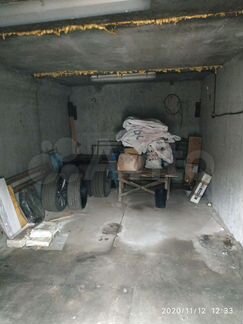 Гараж, > 30 м²