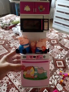 Набор Маша и Медведь и Кухня Свинки Пеппы