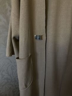 Кашемировое пальто бежевого цвета